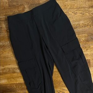 Athleta Black Cargo Jogger Pants Size 8 Elastic Waist Utility Pockets